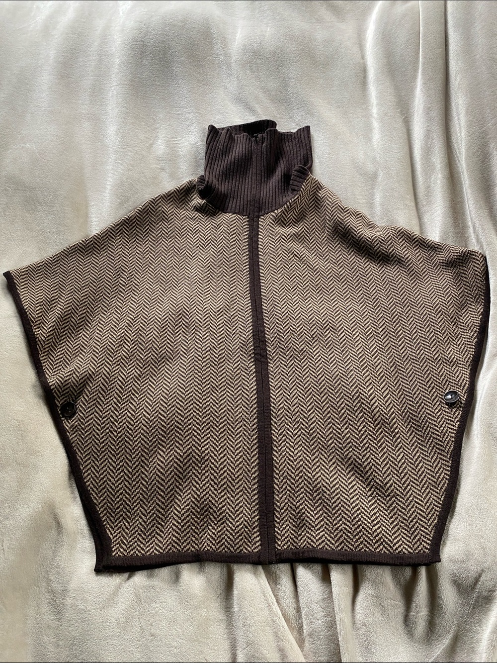 Halogen Brown and Tan Herringbone Knit Poncho size S/M